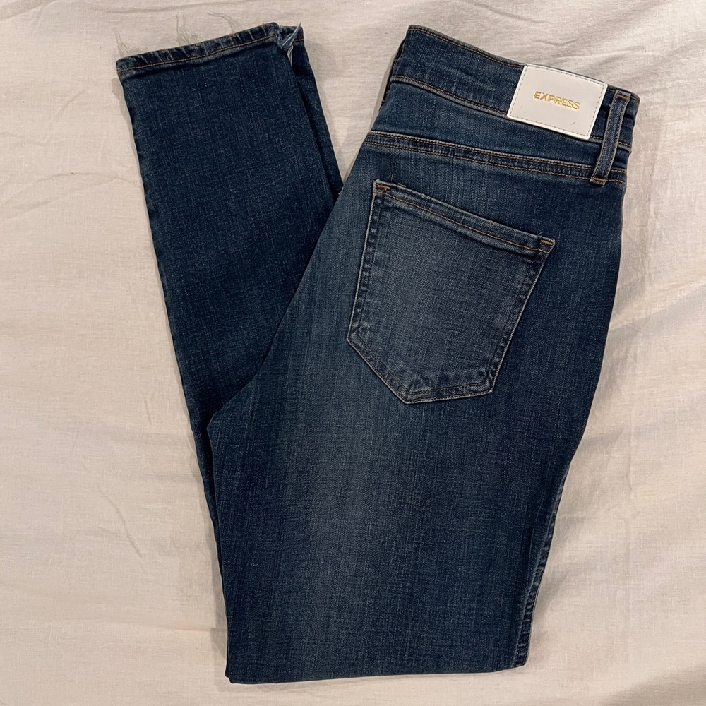 Express Skinny Jean, size 8R (regular length), high waist, frayed front hem.